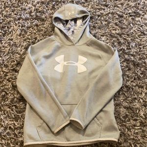 Girls Under Armour lightweight hooded sweatshirt